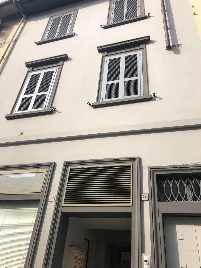 Art Apartment Porta A Prato Florencia Exterior foto